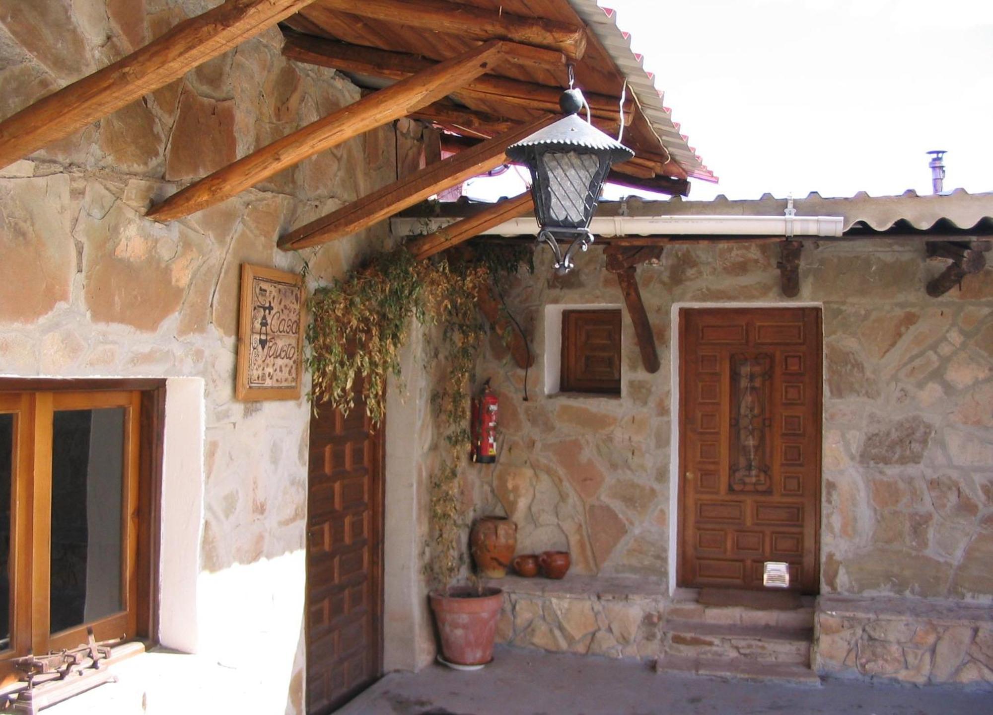 Camping Casa Fausto Cerca De Dinopolis Formiche Alto ห้อง รูปภาพ
