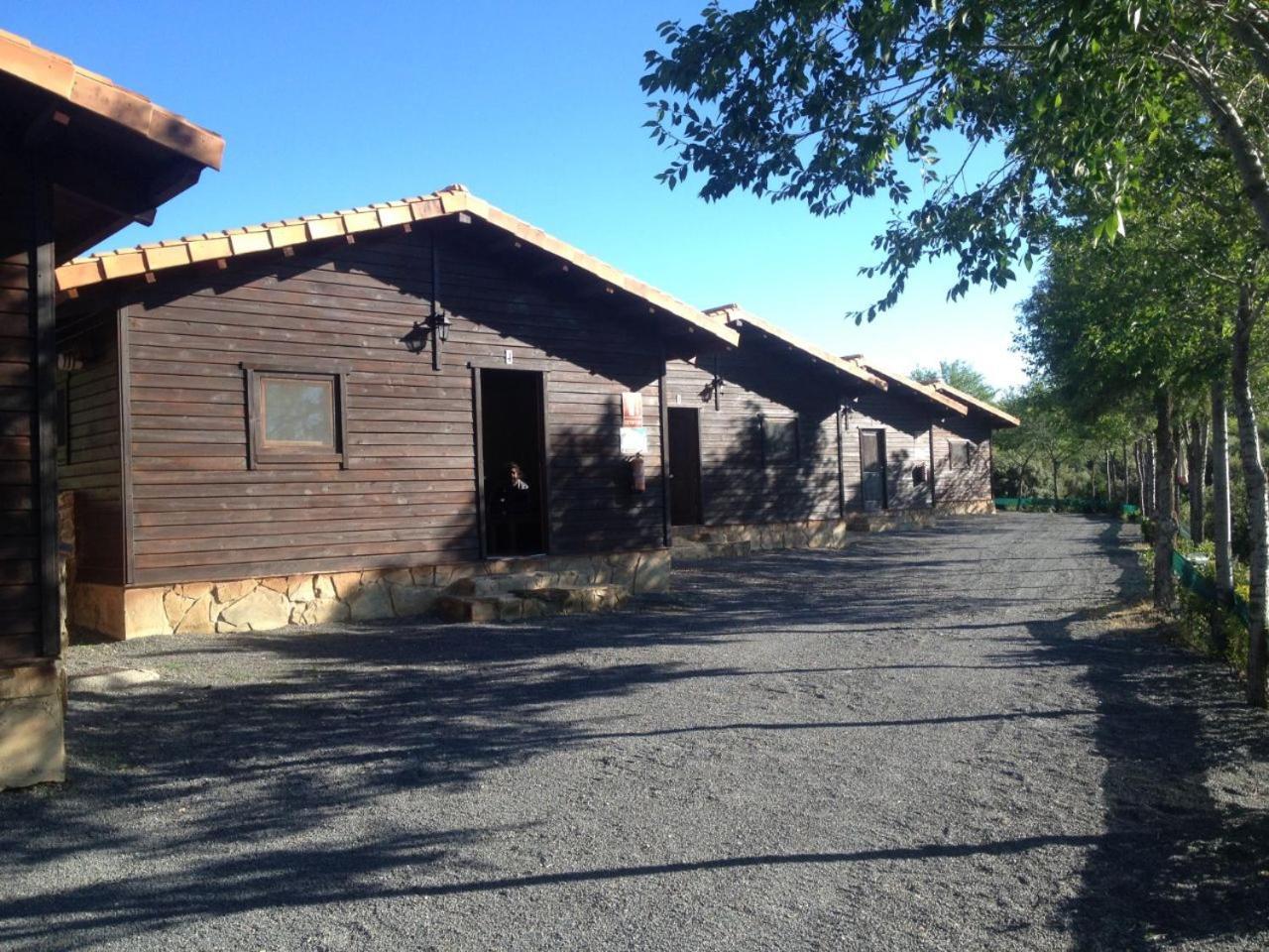 Camping Casa Fausto Cerca De Dinopolis Formiche Alto ภายนอก รูปภาพ