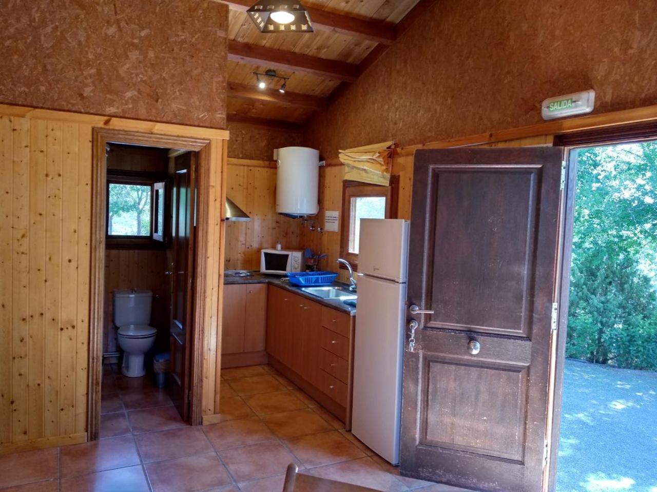 Camping Casa Fausto Cerca De Dinopolis Formiche Alto ภายนอก รูปภาพ